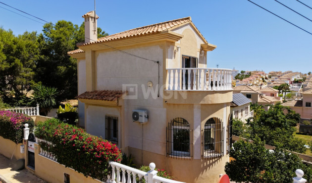 Odsprzedaż - Villa - Orihuela Costa - Costa Blanca