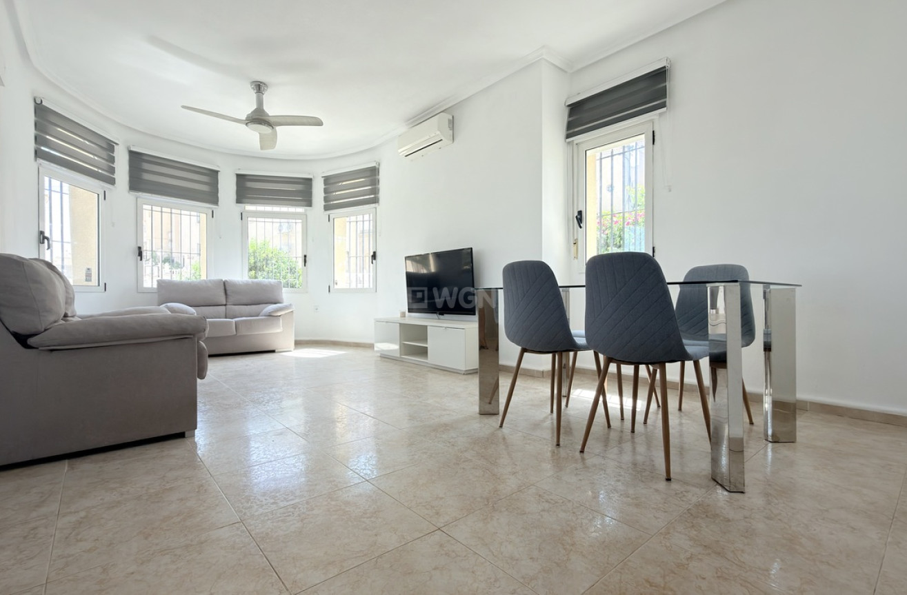 Odsprzedaż - Villa - Orihuela Costa - Costa Blanca