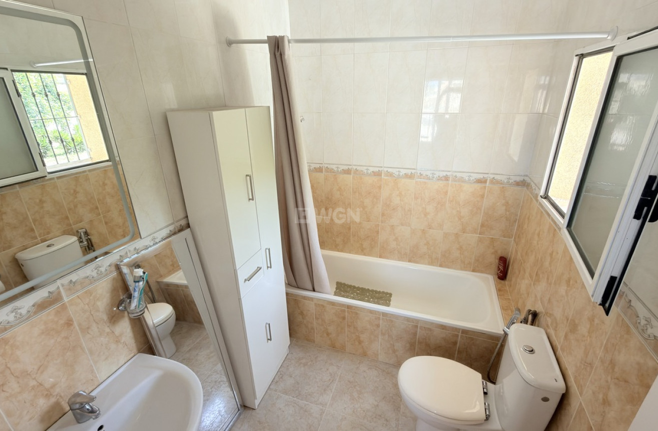 Odsprzedaż - Villa - Orihuela Costa - Costa Blanca