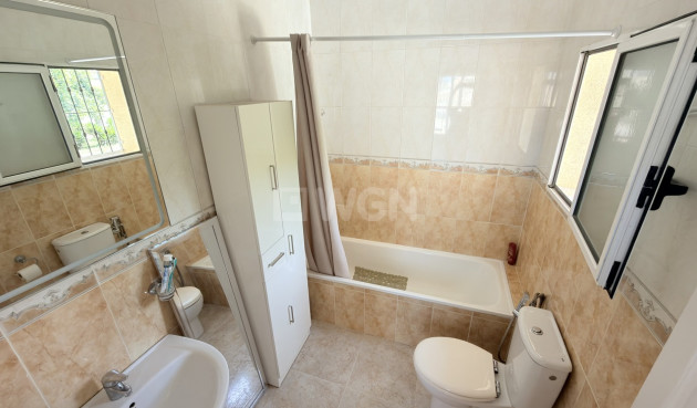 Odsprzedaż - Villa - Orihuela Costa - Costa Blanca