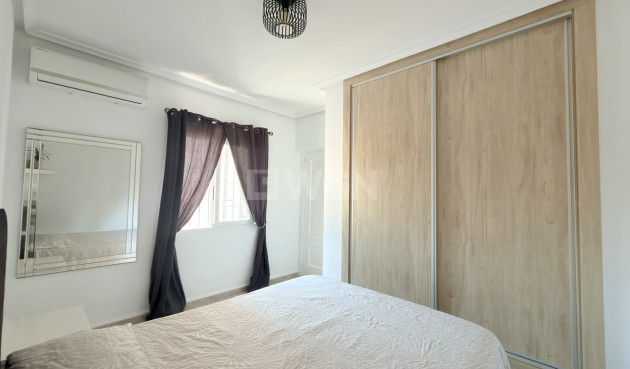 Odsprzedaż - Villa - Orihuela Costa - Costa Blanca