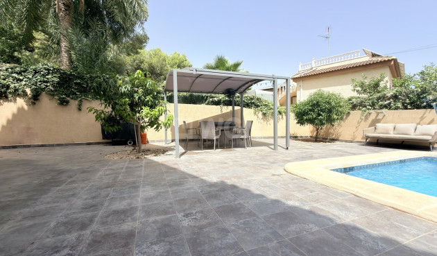 Odsprzedaż - Villa - Orihuela Costa - Costa Blanca