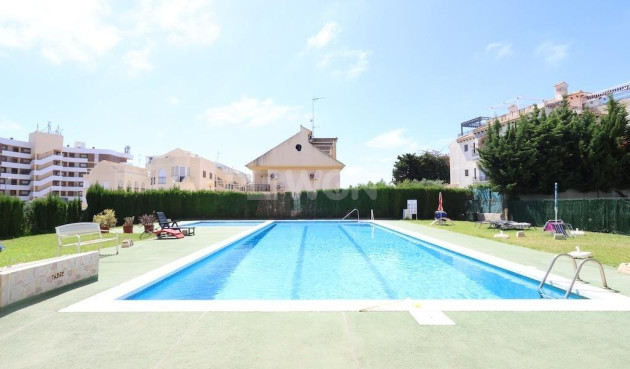 Odsprzedaż - Mieszkanie w bloku - Orihuela Costa - Costa Blanca