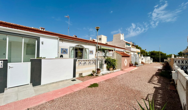 Odsprzedaż - Bungalow - La Siesta - Costa Blanca