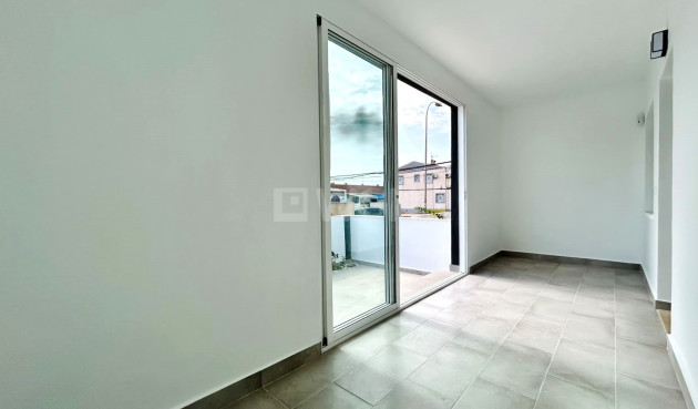 Odsprzedaż - Bungalow - La Siesta - Costa Blanca