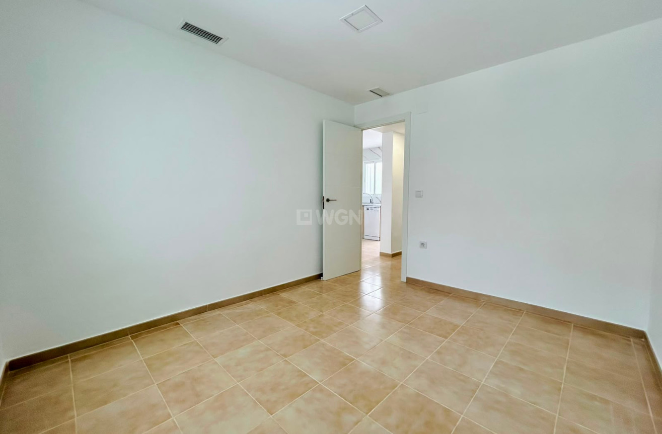Odsprzedaż - Bungalow - La Siesta - Costa Blanca