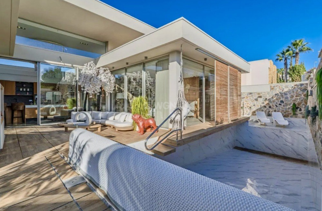 Odsprzedaż - Villa - Benijofar - Costa Blanca