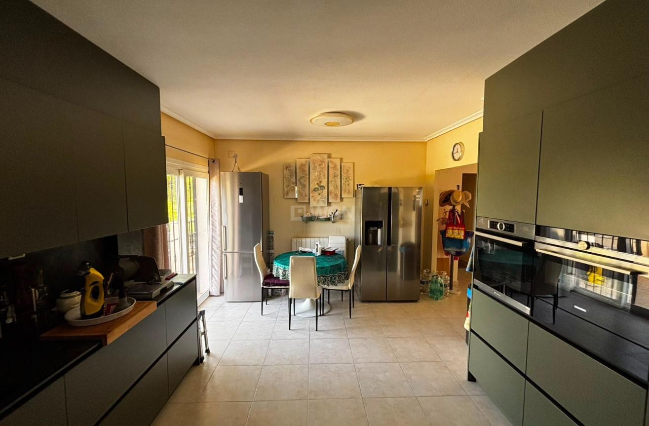 Resale - Villa - La Zarza - Inland