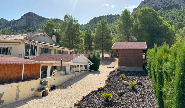 Resale - Villa - La Zarza - Inland