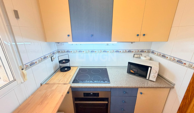 Wiederverkauf - Wohnung - Vistabella Golf Entre Naranjos - Inland