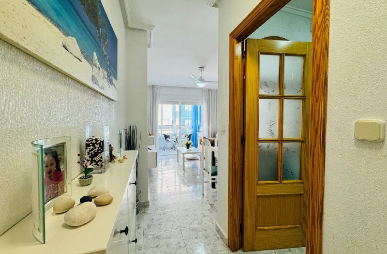 Odsprzedaż - Mieszkanie w bloku - La Mata - Costa Blanca