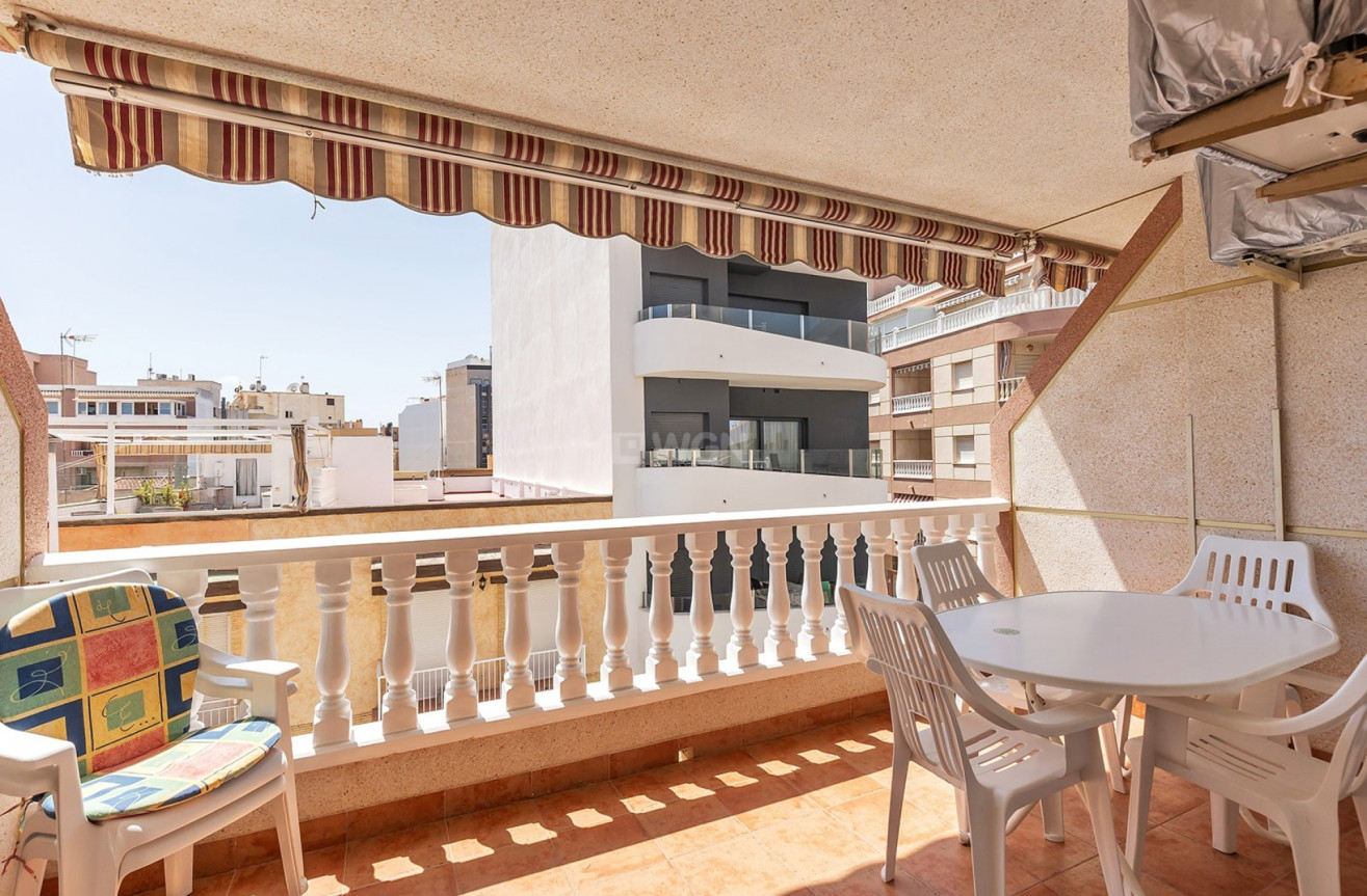 Odsprzedaż - Mieszkanie w bloku - La Mata - Costa Blanca