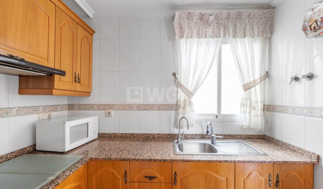 Odsprzedaż - Mieszkanie w bloku - La Mata - Costa Blanca