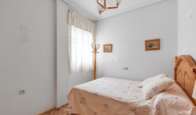 Odsprzedaż - Mieszkanie w bloku - La Mata - Costa Blanca
