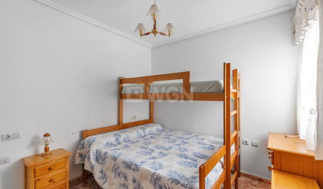 Odsprzedaż - Mieszkanie w bloku - La Mata - Costa Blanca