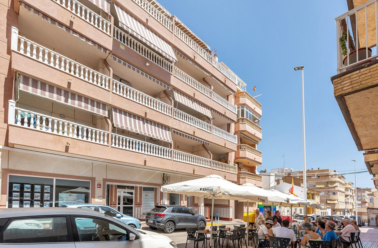 Odsprzedaż - Mieszkanie w bloku - La Mata - Costa Blanca