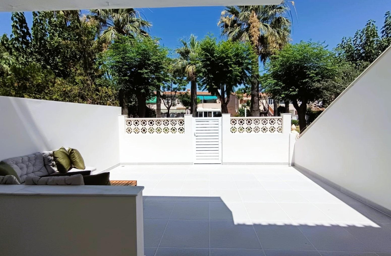 Odsprzedaż - Bungalow - Orihuela Costa - Costa Blanca