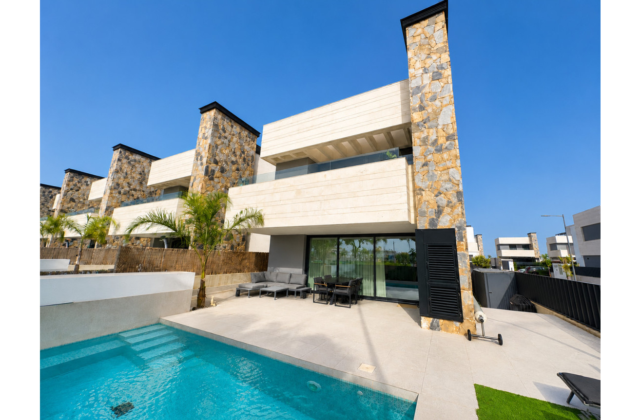 Odsprzedaż - Villa - Santa Rosalia Resort - Inland