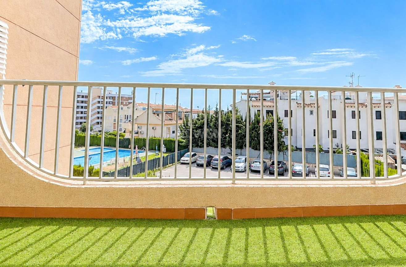 Odsprzedaż - Mieszkanie w bloku - Orihuela Costa - Costa Blanca