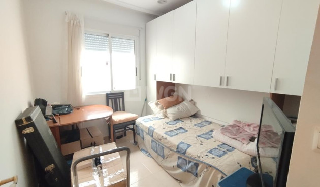 Odsprzedaż - Mieszkanie w bloku - Torrevieja - DIEGO RAMIREZ LA LOMA