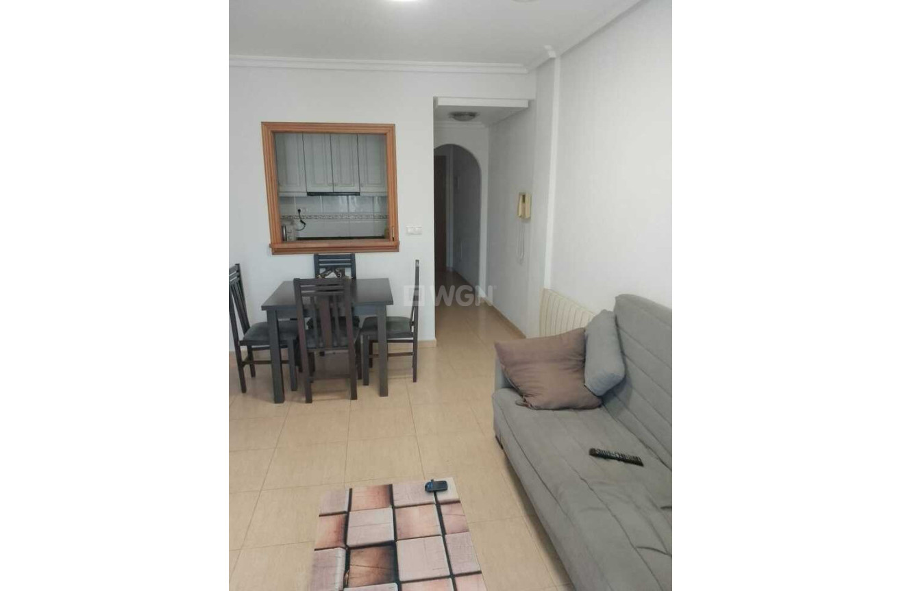 Odsprzedaż - Mieszkanie w bloku - Torrevieja - DIEGO RAMIREZ LA LOMA
