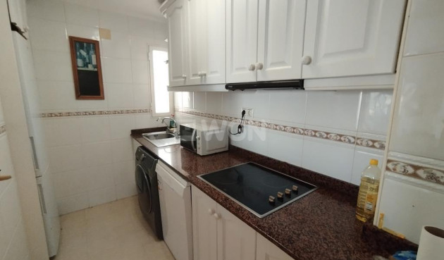 Odsprzedaż - Mieszkanie w bloku - Torrevieja - DIEGO RAMIREZ LA LOMA