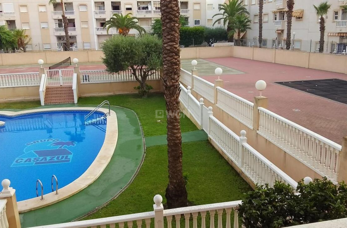 Odsprzedaż - Mieszkanie w bloku - Torrevieja - DIEGO RAMIREZ LA LOMA