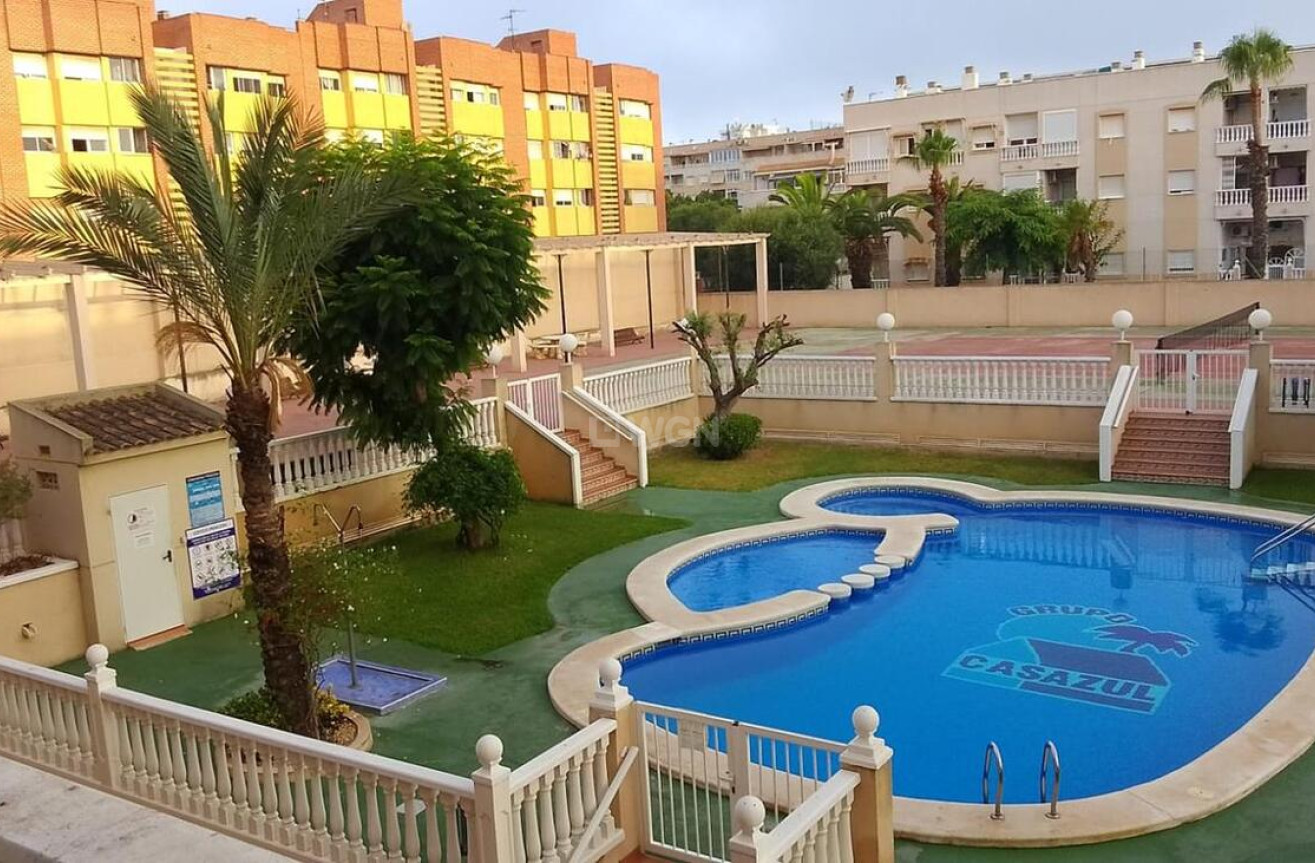 Odsprzedaż - Mieszkanie w bloku - Torrevieja - DIEGO RAMIREZ LA LOMA