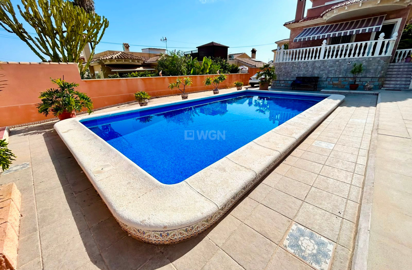 Odsprzedaż - Villa - Orihuela - Inland