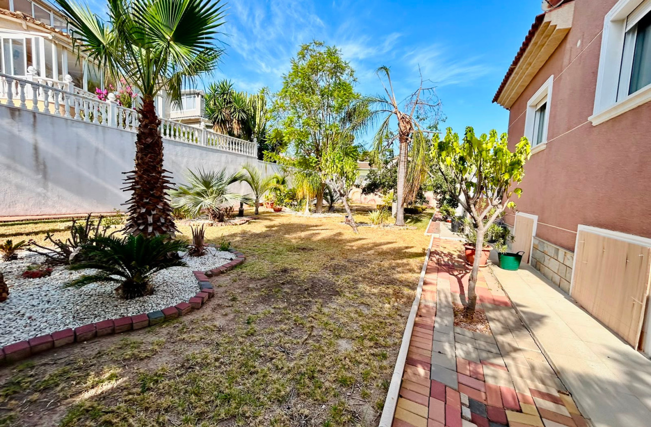 Odsprzedaż - Villa - Orihuela - Inland