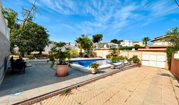 Odsprzedaż - Villa - Orihuela - Inland