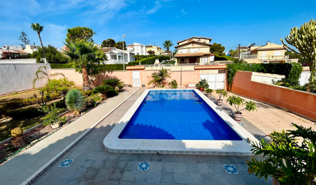 Odsprzedaż - Villa - Orihuela - Inland