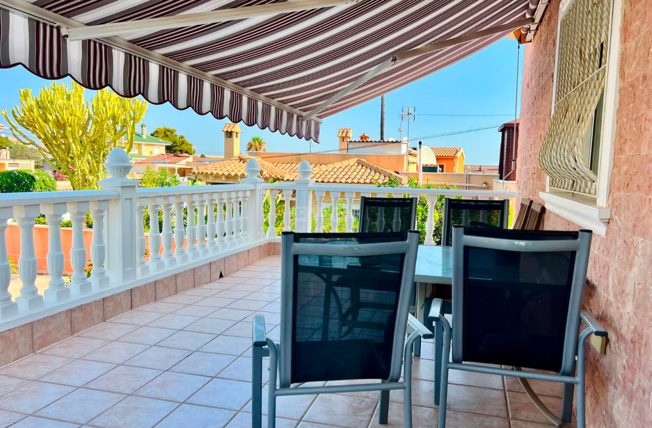 Odsprzedaż - Villa - Orihuela - Inland