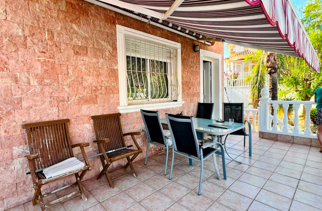 Odsprzedaż - Villa - Orihuela - Inland