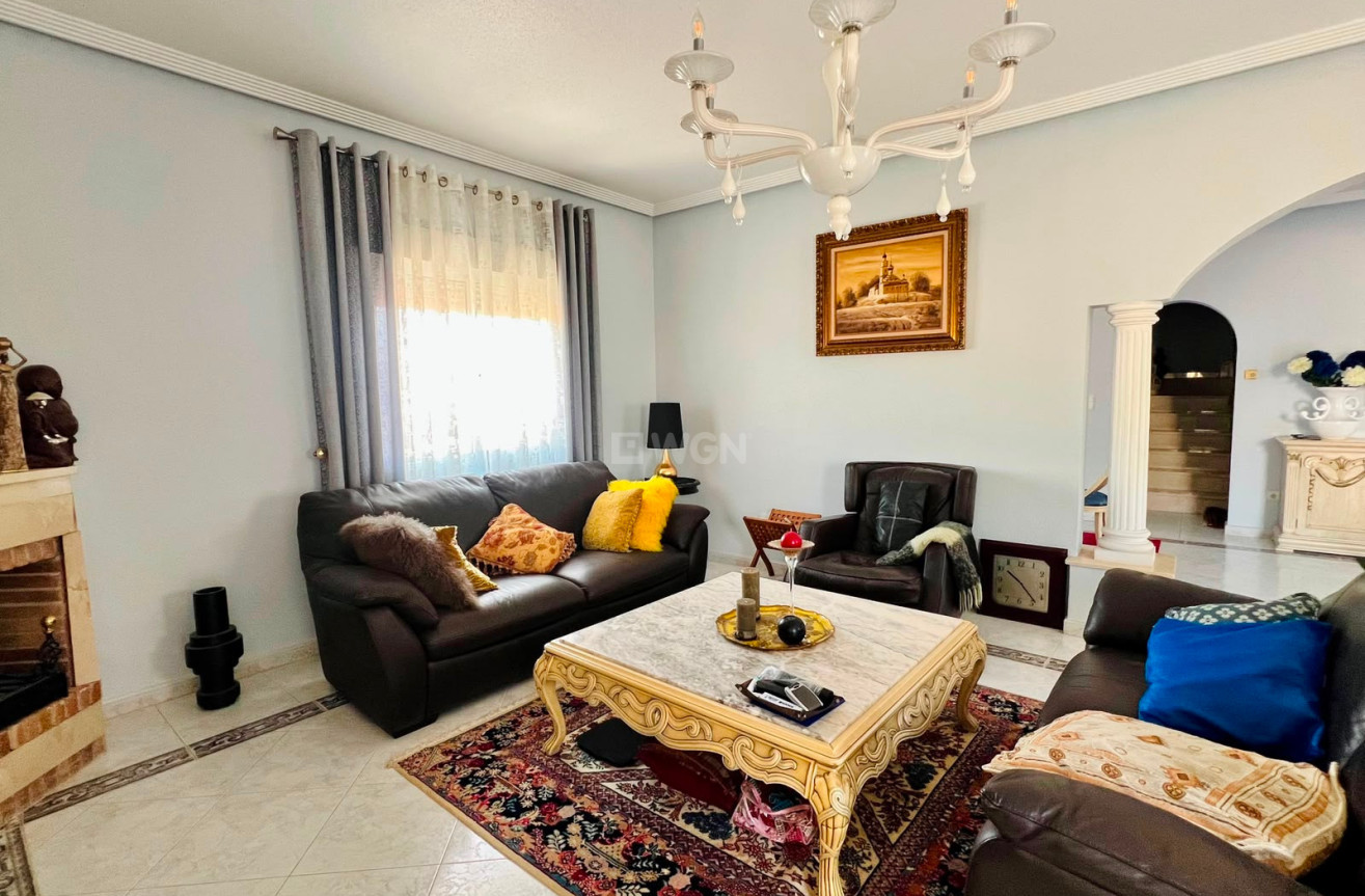 Odsprzedaż - Villa - Orihuela - Inland