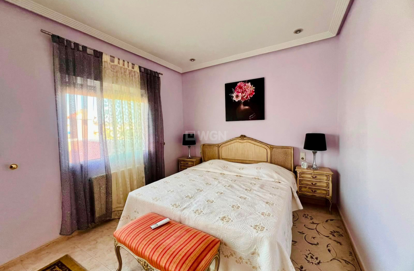 Odsprzedaż - Villa - Orihuela - Inland
