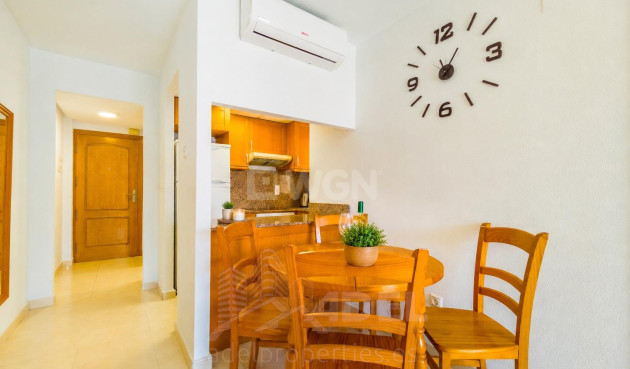 Wiederverkauf - Wohnung - Torrevieja - Playa de los Locos