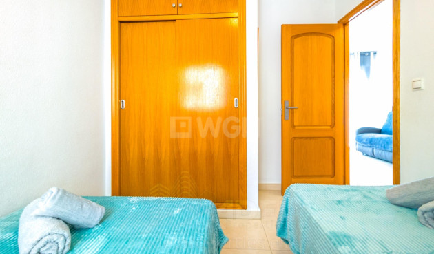 Wiederverkauf - Wohnung - Torrevieja - Playa de los Locos