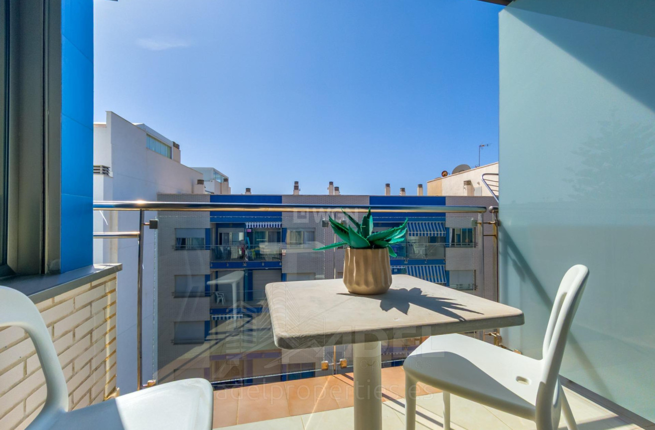 Wiederverkauf - Wohnung - Torrevieja - Playa de los Locos