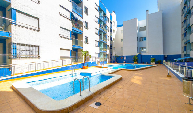 Wiederverkauf - Wohnung - Torrevieja - Playa de los Locos