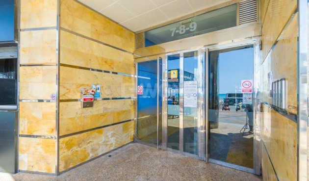 Wiederverkauf - Wohnung - Torrevieja - Playa de los Locos