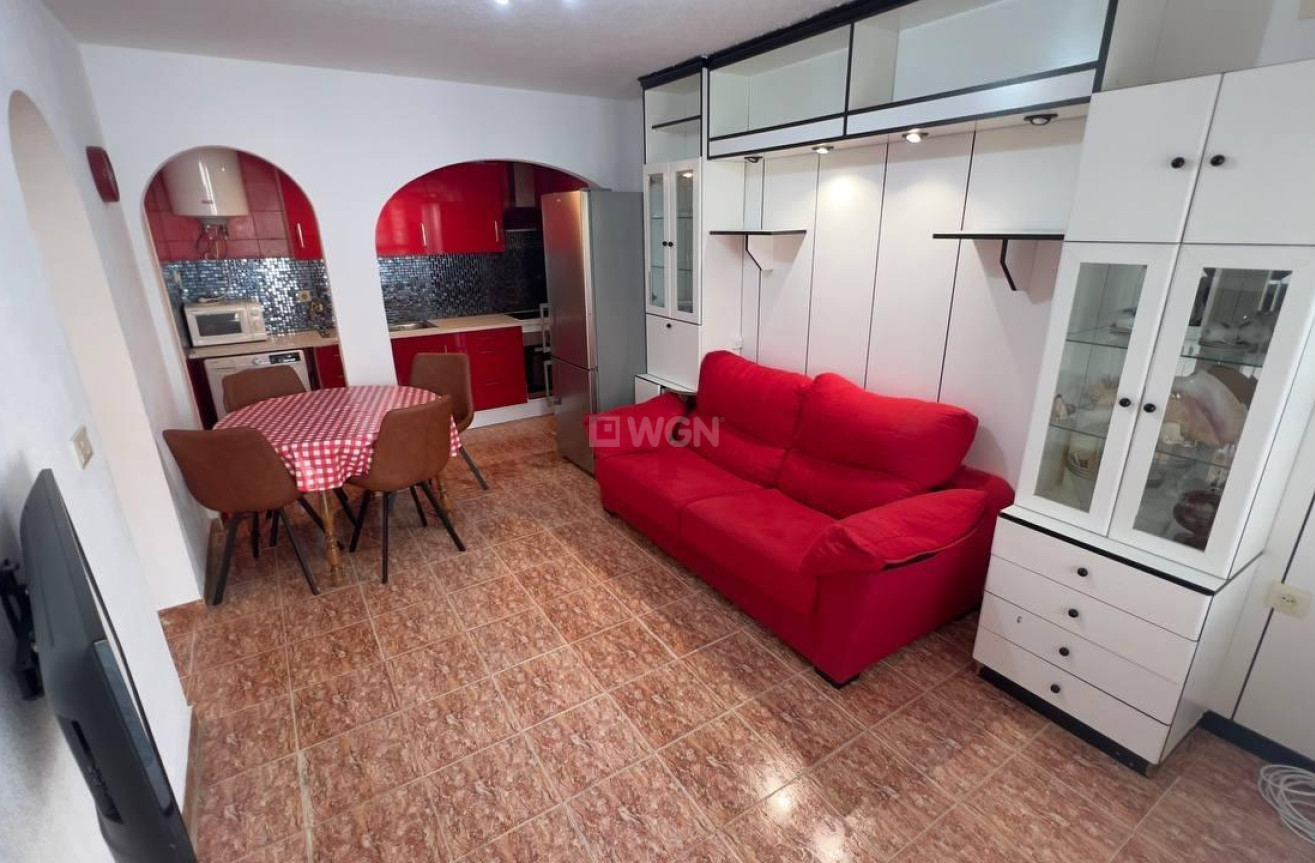 Odsprzedaż - Bungalow - Torrevieja - Los Balcones