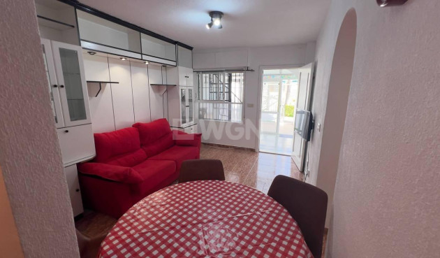 Odsprzedaż - Bungalow - Torrevieja - Los Balcones