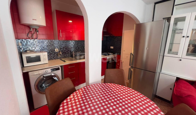 Odsprzedaż - Bungalow - Torrevieja - Los Balcones