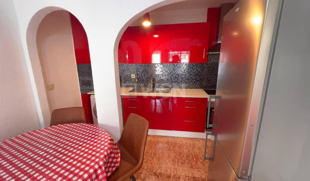 Odsprzedaż - Bungalow - Torrevieja - Los Balcones