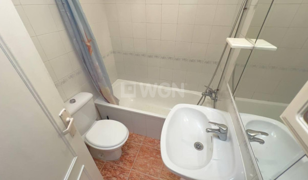 Odsprzedaż - Bungalow - Torrevieja - Los Balcones