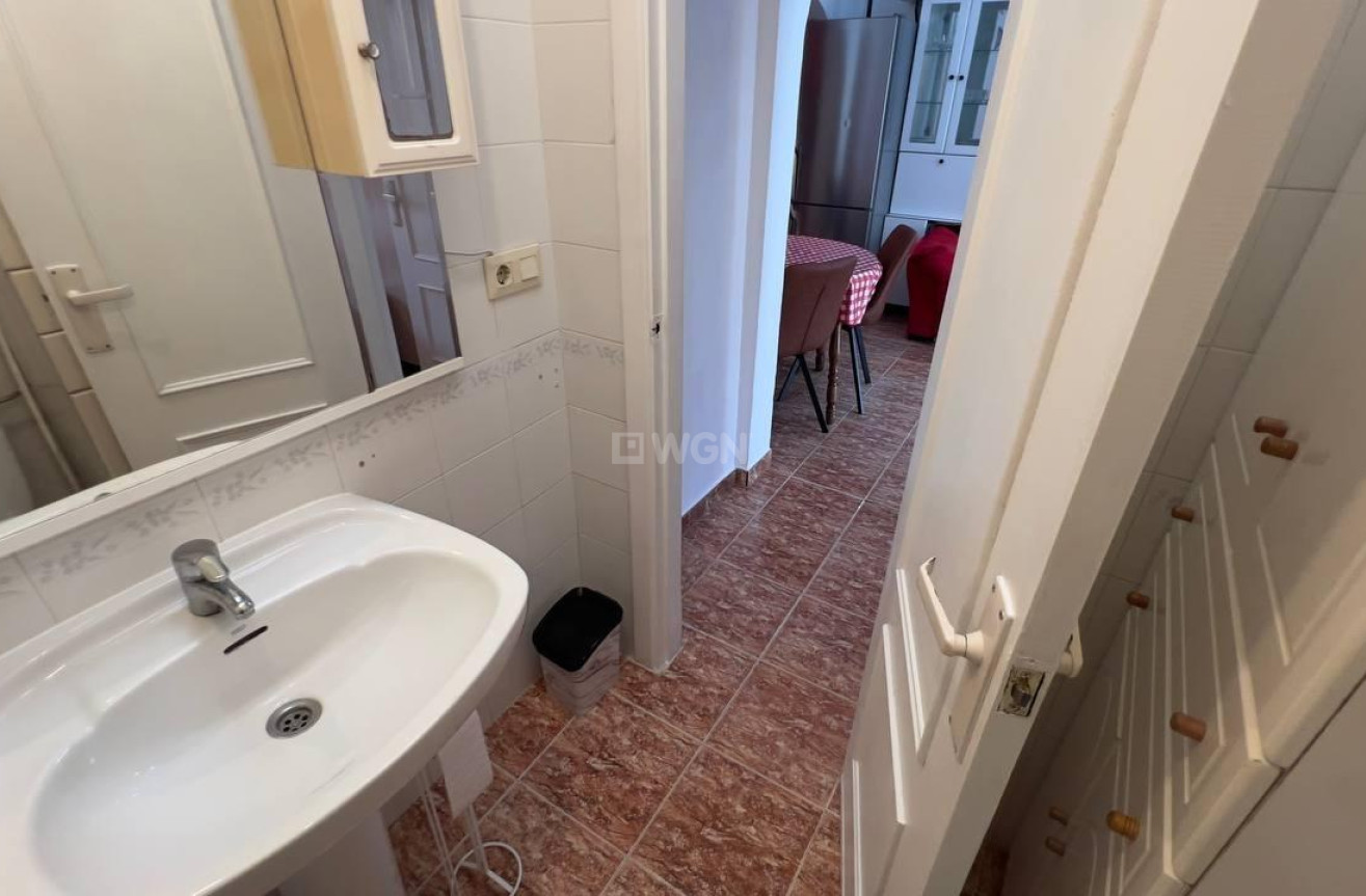 Odsprzedaż - Bungalow - Torrevieja - Los Balcones