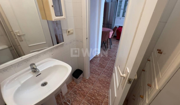 Odsprzedaż - Bungalow - Torrevieja - Los Balcones