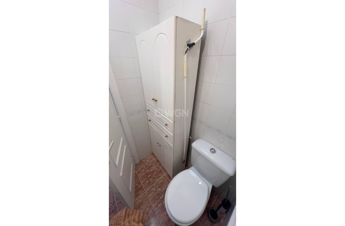 Odsprzedaż - Bungalow - Torrevieja - Los Balcones