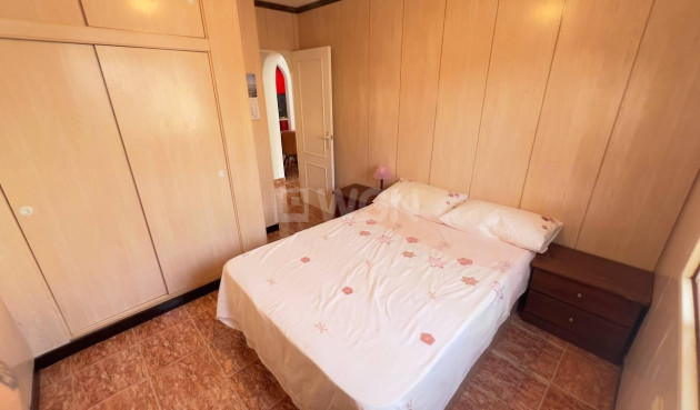 Odsprzedaż - Bungalow - Torrevieja - Los Balcones